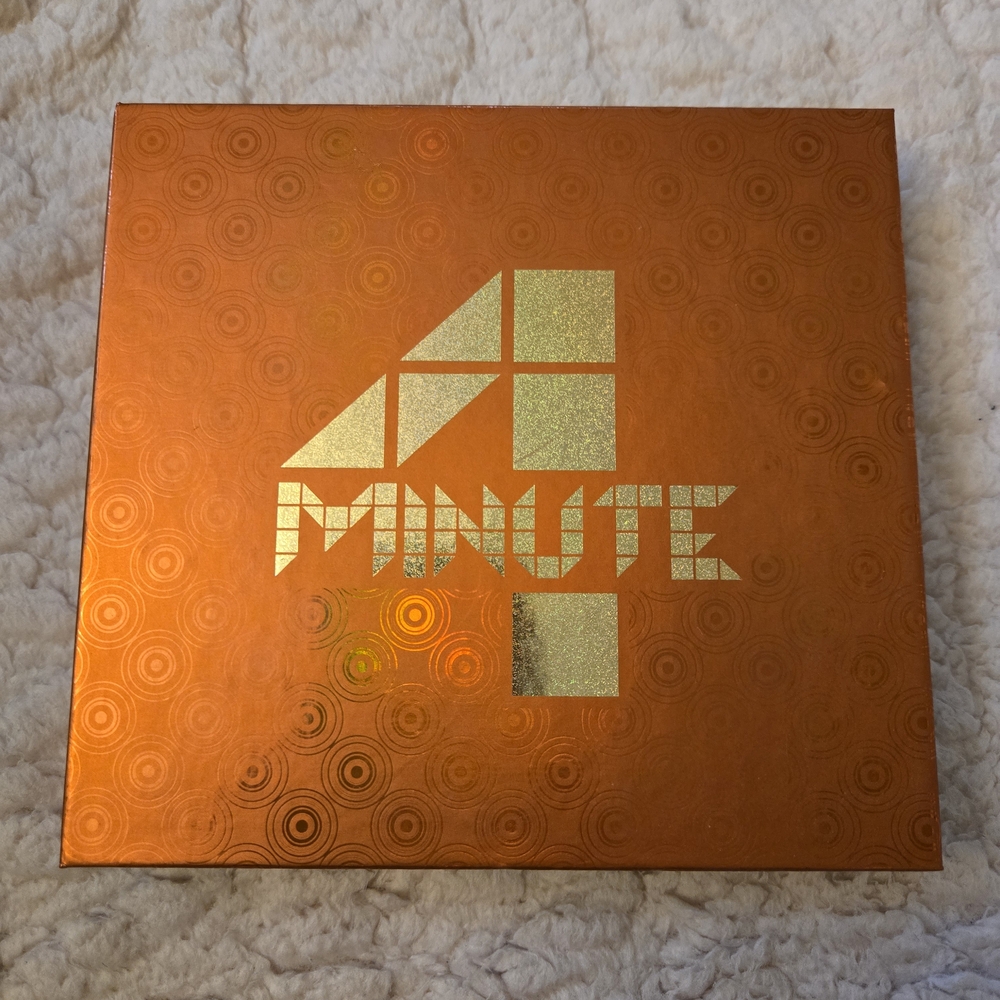 4 MINUTES LEFT mini Album